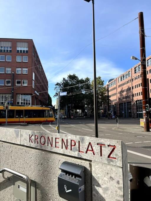 City Appartement Direkt Am Schloss! 卡尔斯鲁厄 外观 照片